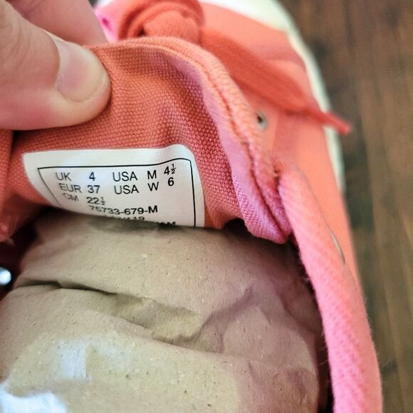 Palladium Pallapheonix OG Spiced Coral Low-Top Sneaker - Picture 6 of 6